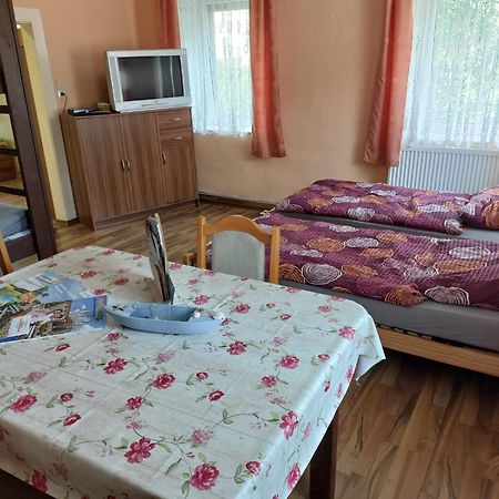 Ferienwohnung Bretnig Grossrohrsdorf Ngoại thất bức ảnh