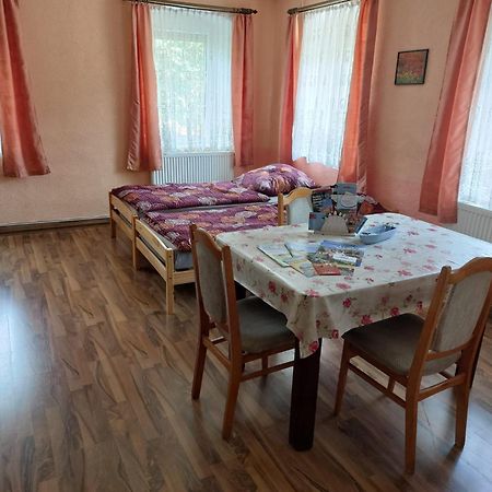 Ferienwohnung Bretnig Grossrohrsdorf Ngoại thất bức ảnh